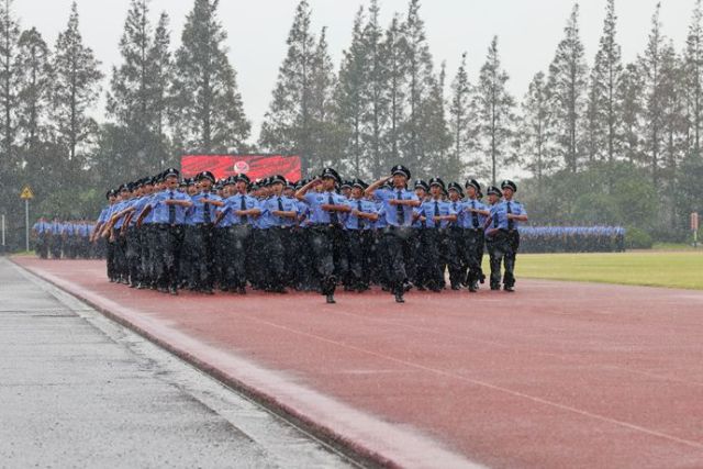 上海公安学院举行2021级新生入学教育集中训练展示活动